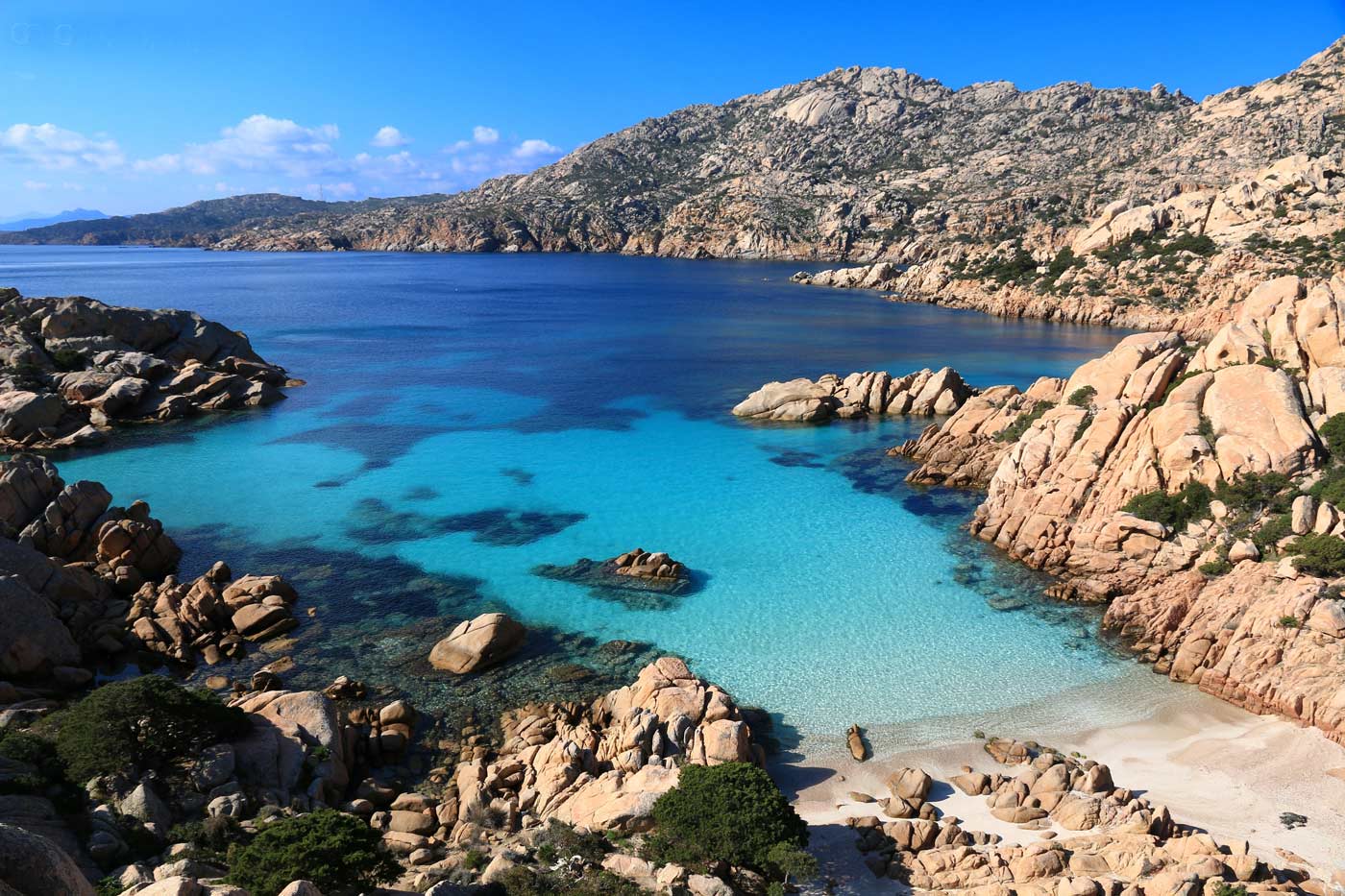 Escursioni con motonave e yacht all'arcipelago della Maddalena